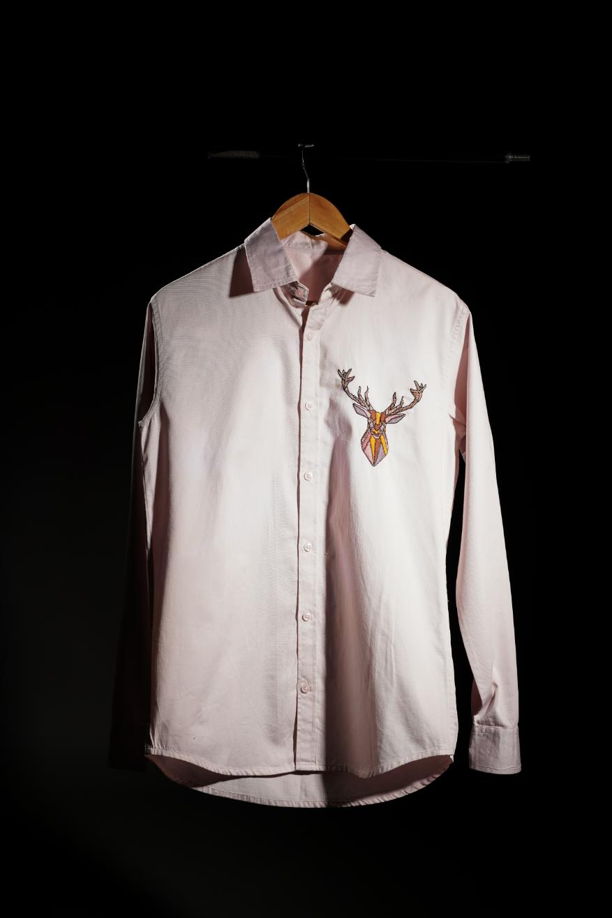 OH DEER BRODÉE SHIRT