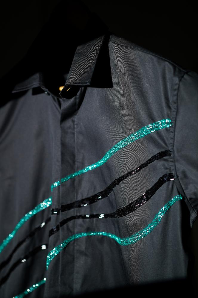WAVES OF LIFE BRODÉE SHIRT